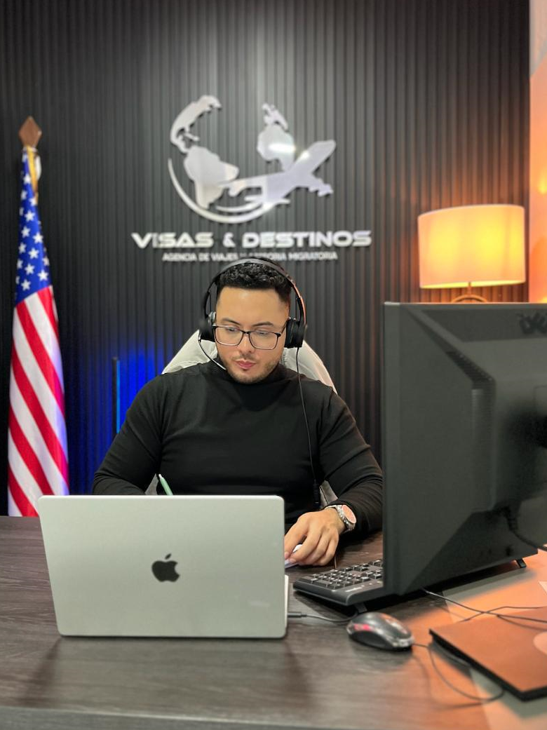 Equipo Visas y Destinos